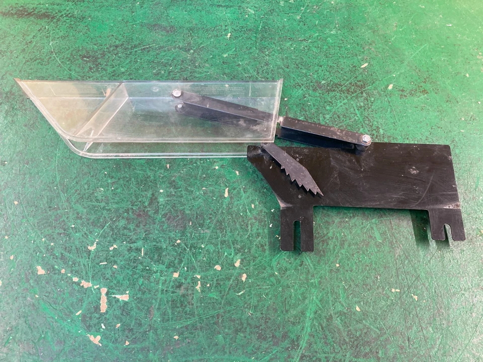 Powermatic 63 Blade Guard for Table Saw - Image 4 of 4