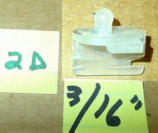 White Pick-up Guide 3/16" shaft Slot Car Vintage Original Groove Blade Used 2D