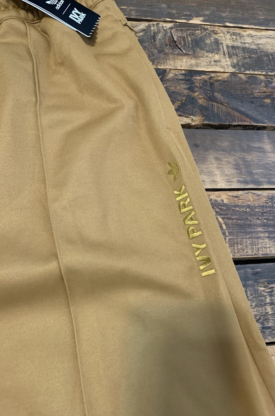 NWT Adidas Originals x Ivy Park Wide-Leg Womens S Mesa Track Pants 30” Inseam image 6