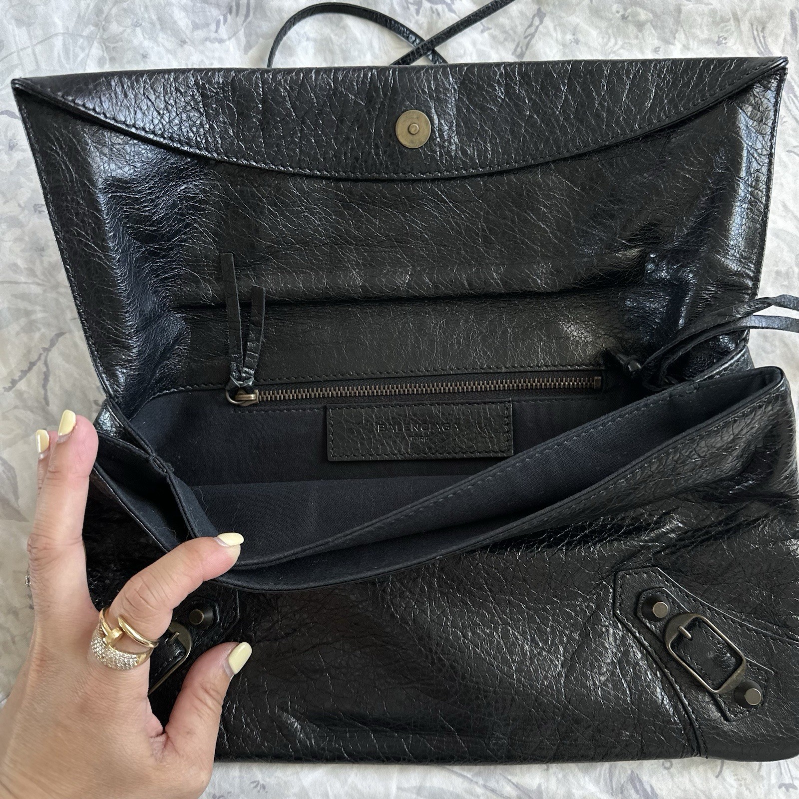 BALENCIAGA Black Lambskin Leather Envelope Clutch Bag With Mirror thumbnail 9
