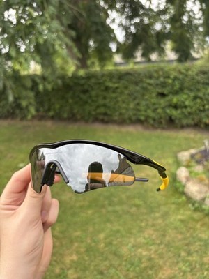 Oakley Lance Armstrong M Frame Sunglasses with Black Iridium Hybrid S Lens, NOS.