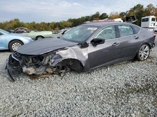 TLX       2021 Camera/Projector 1403586