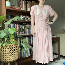 vintage 80s cottagecore prairie dusty pink dress with lace collar