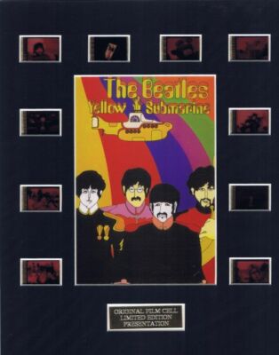 1968年ビートルズ YELLOW SUBMARINE ポスター 額装 s-l400.jpg