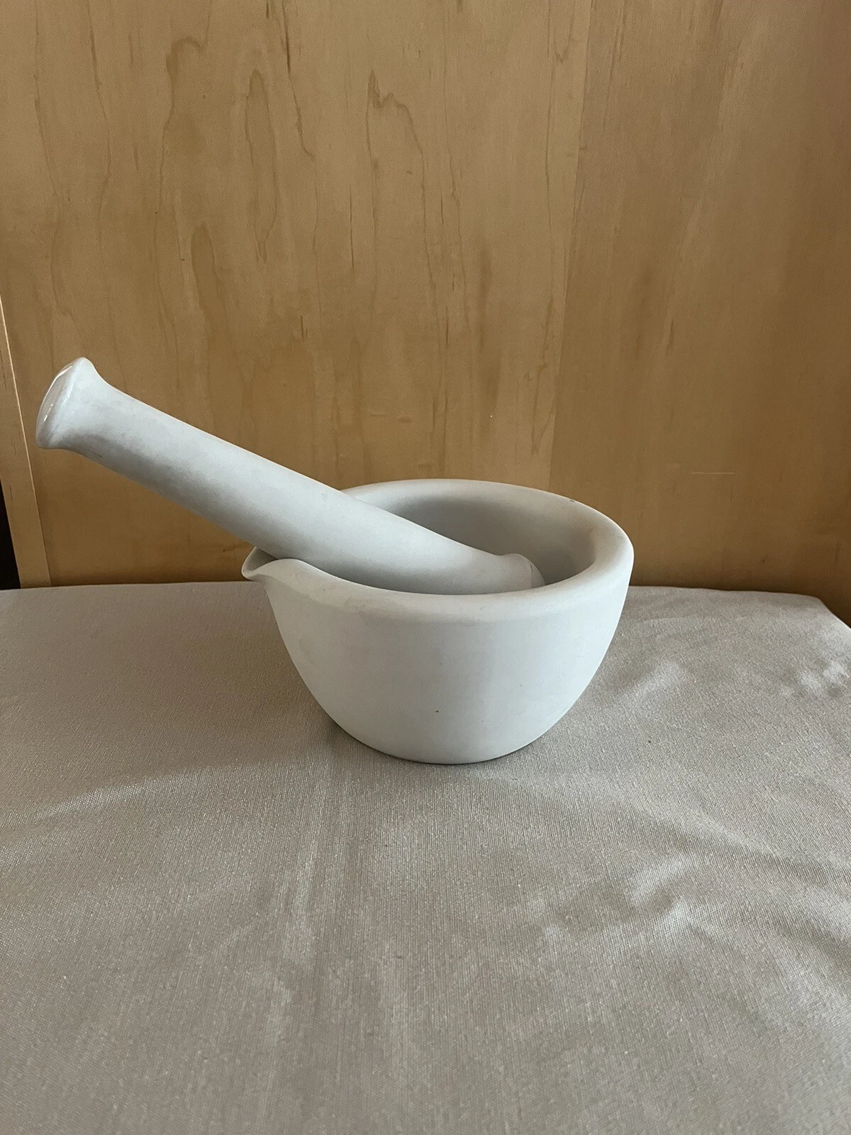 Vintage Standard Trenton 7 1/2 Inch #4 Ceramic Mortar With Pestle