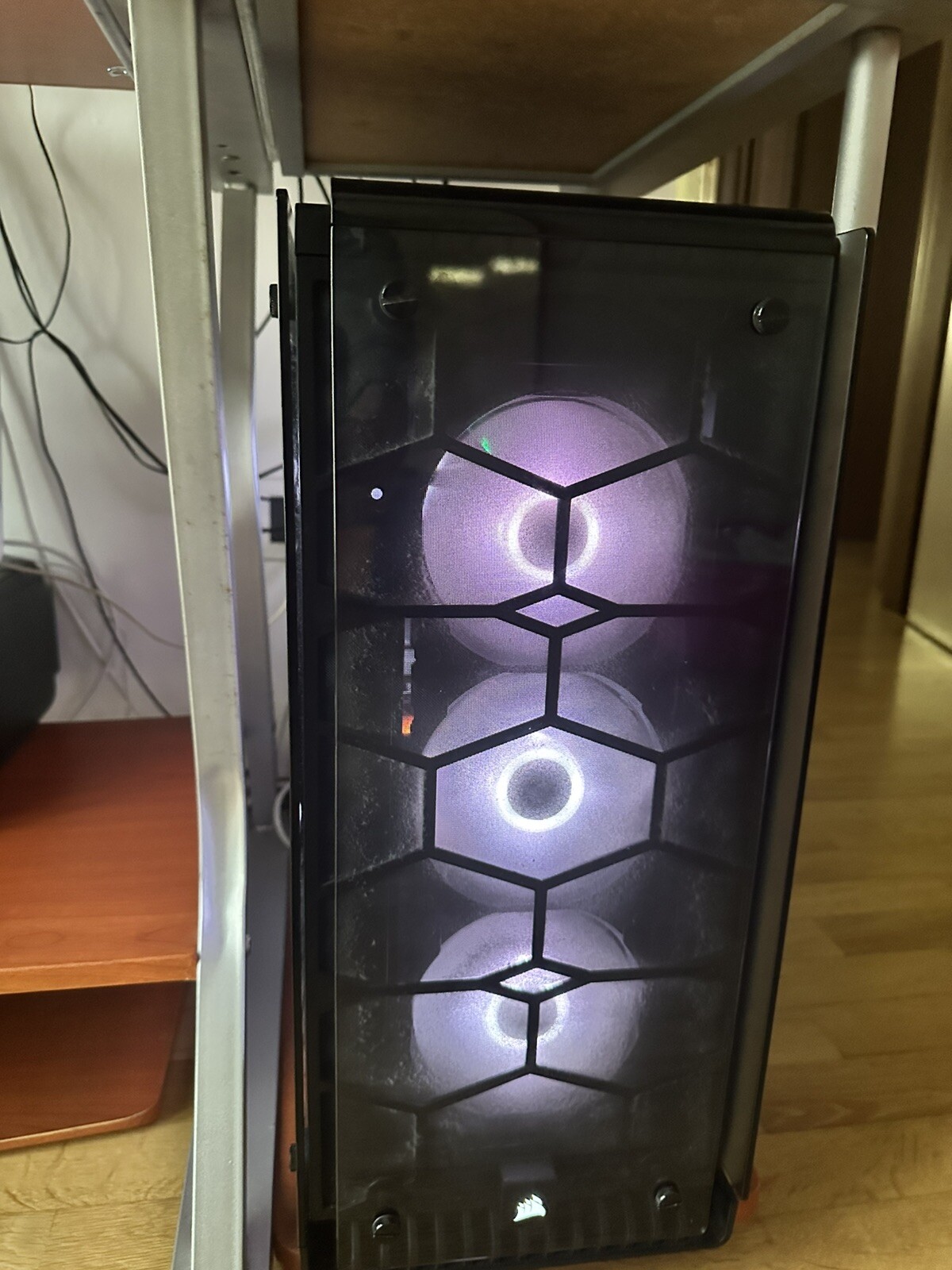 Foto 1 di 7