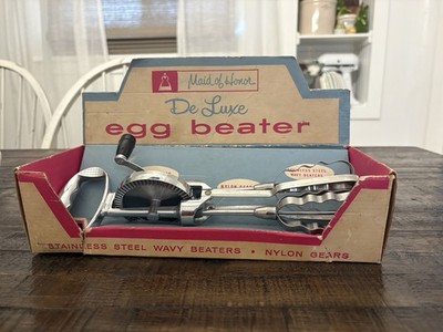 Vintage Maid Of Honor Deluxe Egg Beater Made In US With Store Display Box