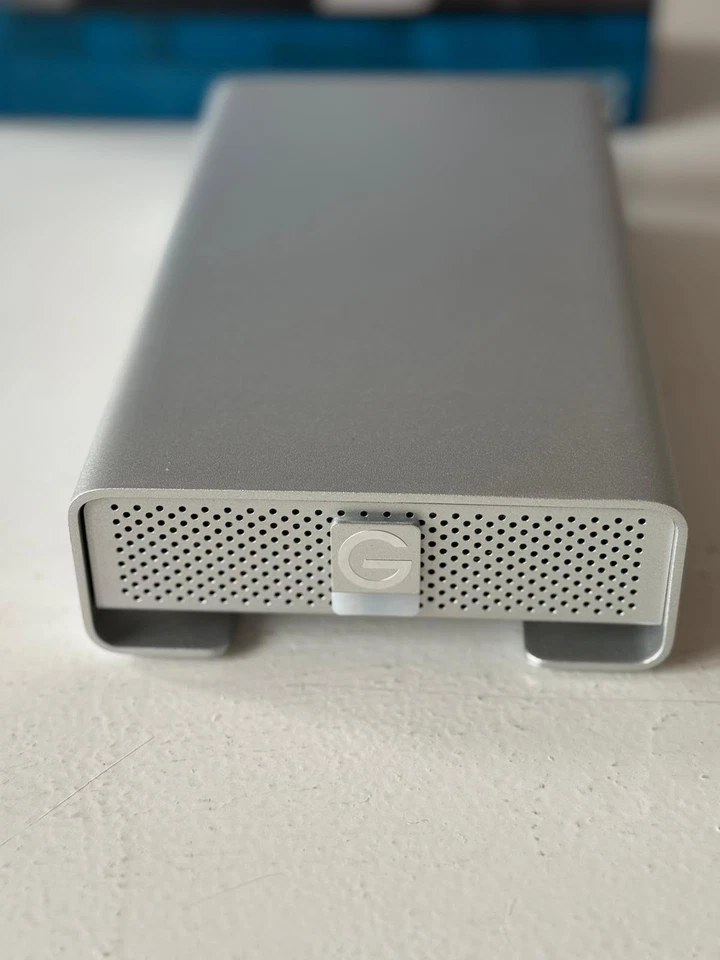 G-Technology G-Raid Thunderbolt2/USB 3.0. Dual External Hard Drive  2TB 3TB 8TB - Image 3 of 4