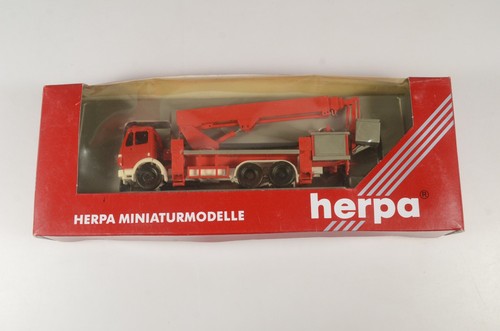 Camión de bomberos aéreo Herpa HO Mercedes Benz SK '94 Ruthmann-Steiger - 043175 | Zustand: New
