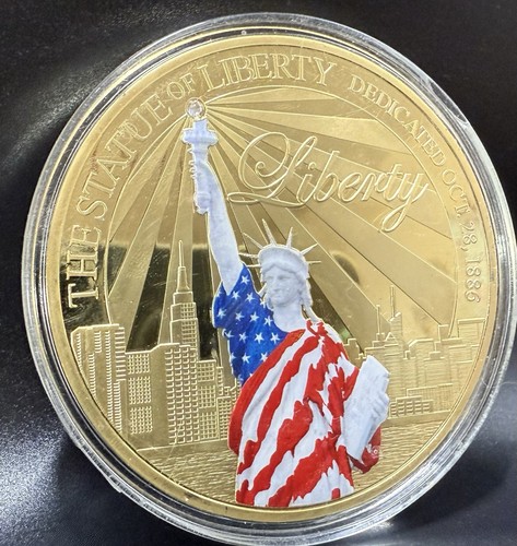 Statue of Liberty Commemorative Medallion Coin Gold Tone Colorized Round w/ Case