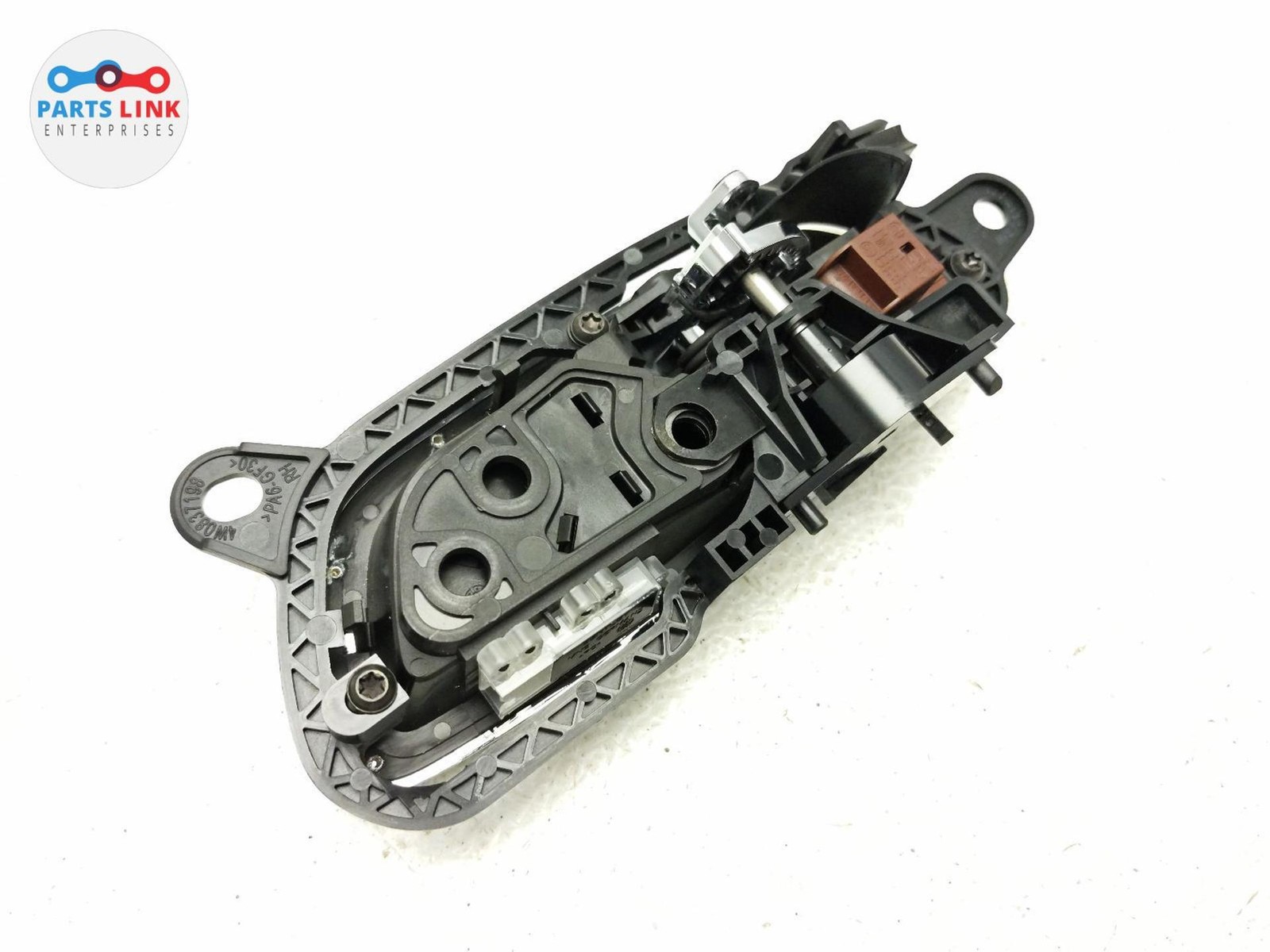 2016-20 BENTLEY BENTAYGA REAR RIGHT INTERIOR DOOR HANDLE GRAB GRIP OPENER SWITCH