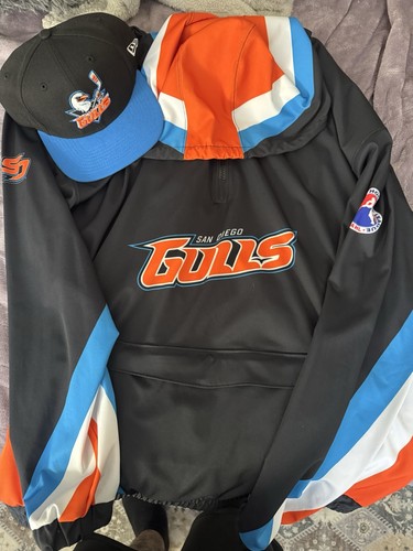 Bench Clearers San Diego Gulls Windbreaker And New Era Snapback Hat