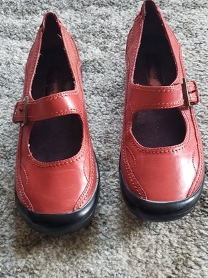 Azaleia Size 7 Mary Jane Red/Black Rubber Soles Quality Comfort Walking Shoes