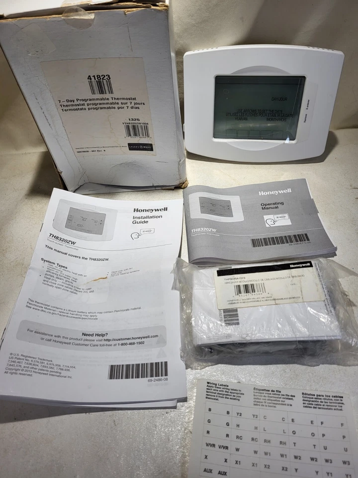 Commercial Honeywell YTH8320ZW1056, 7-Day Touchscreen Programmable Thermostat - Image 2 of 4