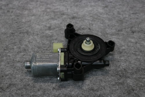 Audi A1 A5 A4 8W Q7 4M R8 4S VW Golf 7 Fensterhebermotor 8W0959801 links rechts