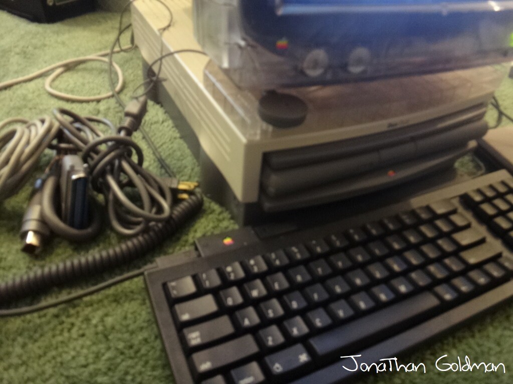 Vintage Apple Macintosh Model M7779 PowerBook Duo Dock for sale