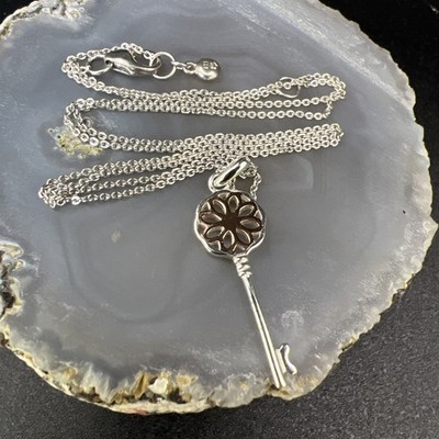 Sterling Silver KH Kit Heath Jewelry Flower Skeleton Key Pendant 18  Necklace