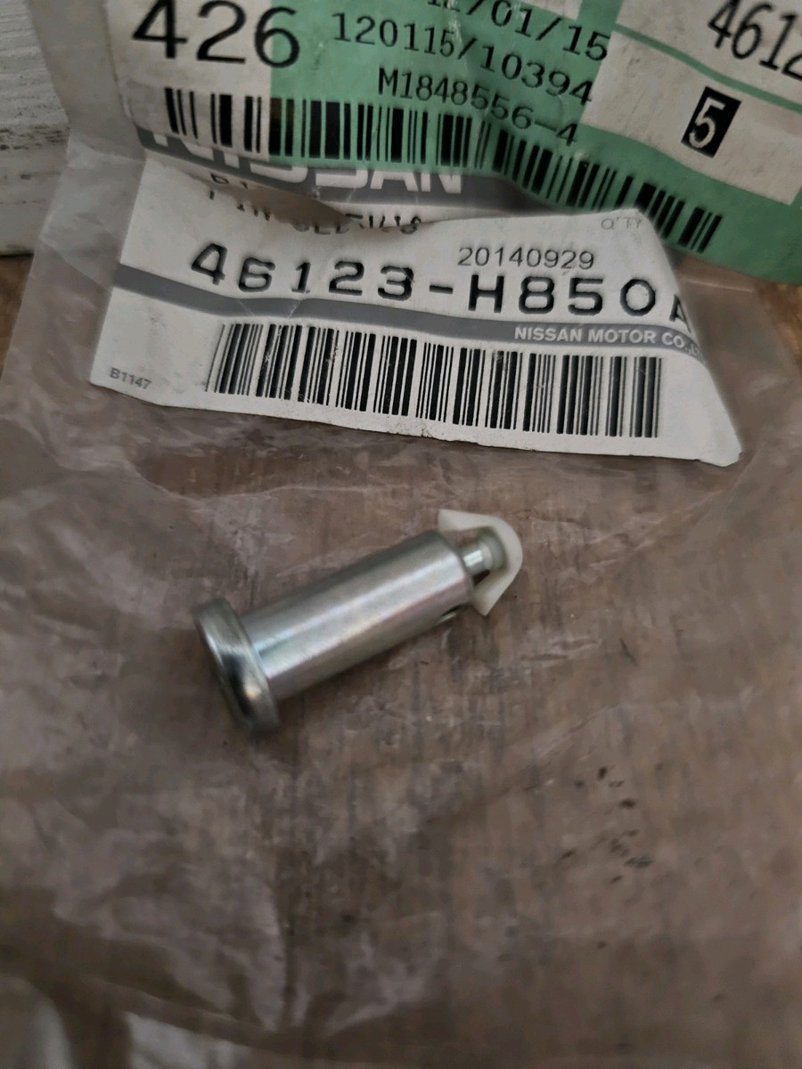 Gnenuine oem 350z Z33 370z Z34 Nissan OEM Clutch Pedal Clevis Pin