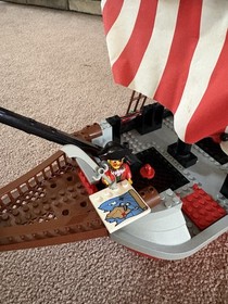 Lego Set 7075 Captain Redbeard  Pirate Ship Figures Instructions Poster Figures