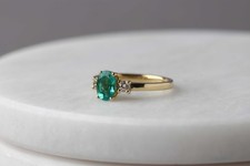 18ct Gold Emerald & Diamond Engagement Ring Size L – EC One London