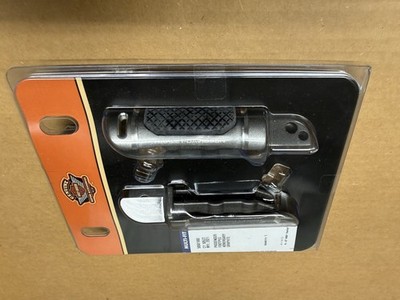  NEW 50501980 ADVERSARY RIDER FOOTPEGS Harley Davidson Graphite Finish