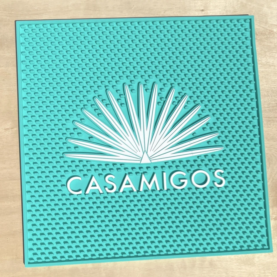 Casamigos Bar Grade Large Gummimatte Aqua 16,5”x16,5”.  Dm für Deal auf alle  - Bild 1 von 1