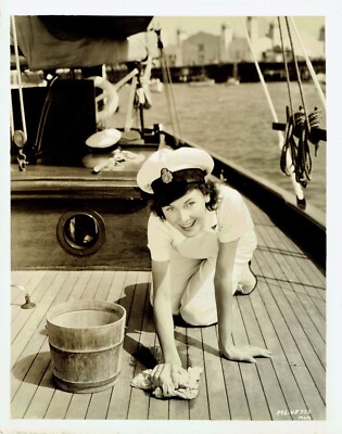 VINTAGE FOTO 1930-1940 MGM METRO GOLDWYN MAYER Maureen O'SULLIVAN Schauspielerin Yacht