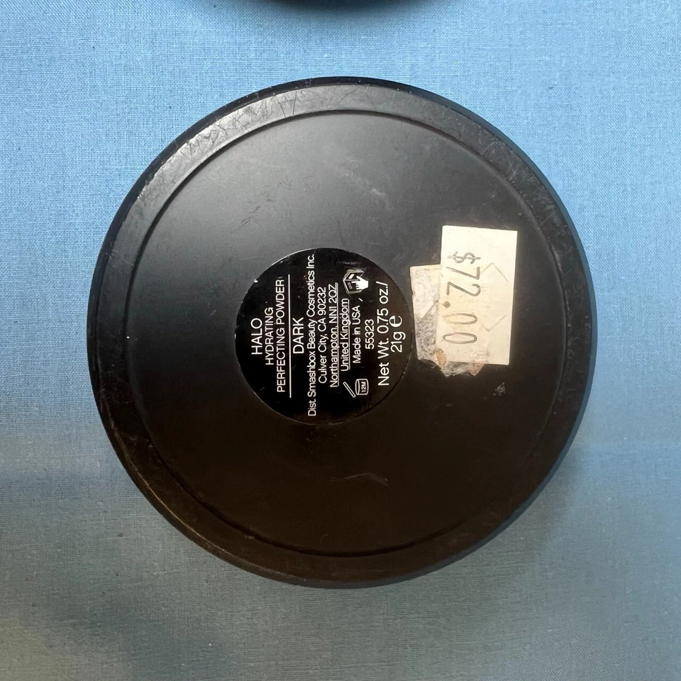 SMASHBOX Halo Hydrating Perfecting Powder 0.5 Oz Full Size Dark - Image 3 of 4