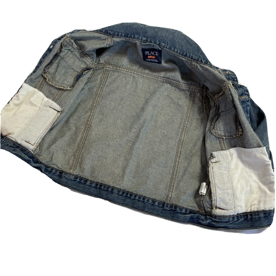 Chaqueta vaquera azul clásica para niños talla mediana 7 8 abotonada Foto 3 de 4
