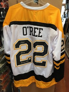 boston bruins signed jersey