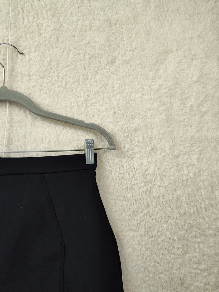 Falda Talula para mujer pequeña negra mezcla de nailon tiro medio recta calce lápiz mini Foto 3 de 4