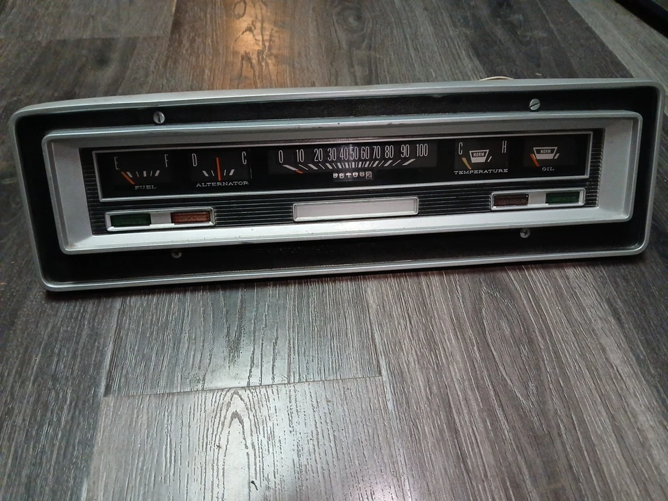 1969 69 1970 70 71 Dodge D100 D200 D300 Truck Speedometer Instrument Cluster - Image 3 of 4