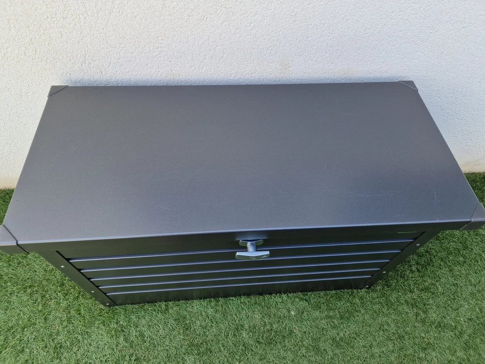 Coffre de jardin gris anthracite de marque BIOHORT en TBE - Photo 3/4