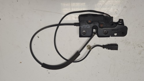 Verschluss Schloss Motorhaube 3C1823509D VW Passat Variant 2.0 TDI BLF