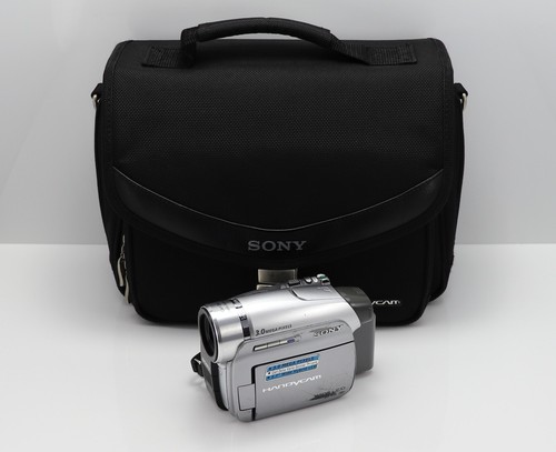SONY HANDYCAM DCR-HC96E CAMCORDER MINI DV DIGITAL TAPE VIDEO CAMERA