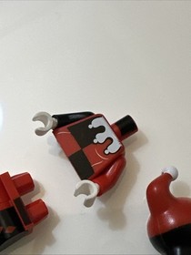 LEGO Batman 7886 Harley Quinn Minifigure Bat026 9.5/10 Condition w/ Accessories