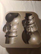 Nordic Ware 10 Cup 3D Snowman Cake Baking Pan Mold Cast Aluminum Made In USA