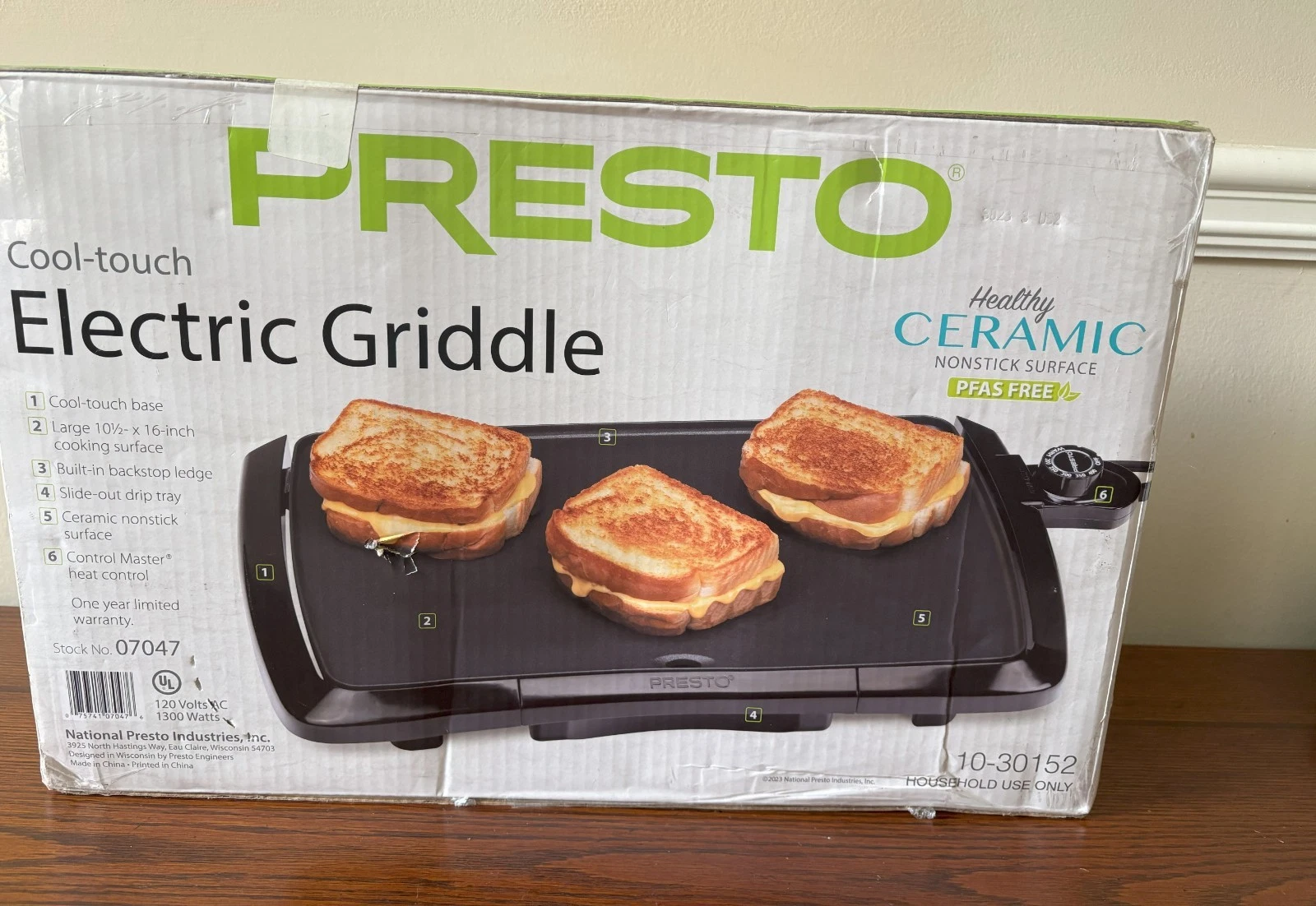 Presto Cool-Touch Electric Griddle Ceramic Black #07047 NEW Open Box