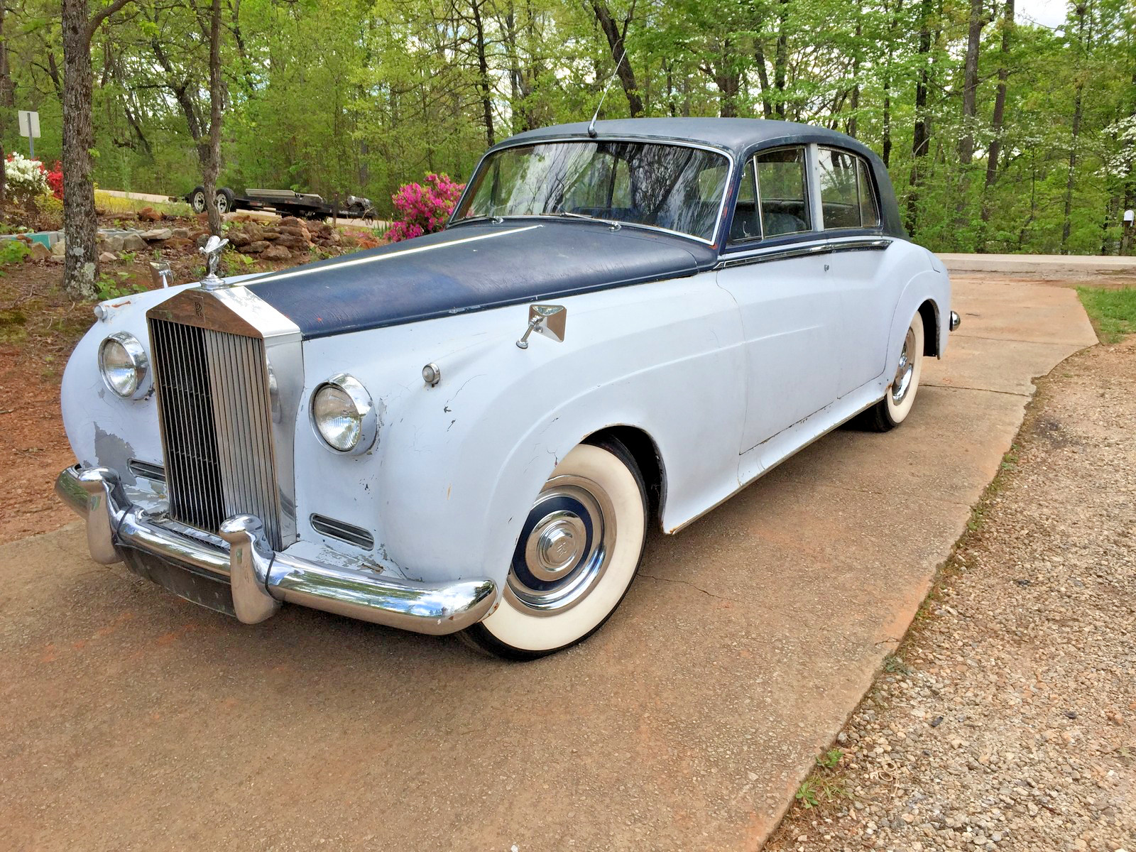 LHD ROLLS ROYCE CLOUD BENTLEY 1955 TO 65 DOOR BRACKET. WORLDS LARGEST INVENTORY