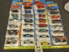 28 Hot Wheels Surfs Up Metro Tooned Screen Time Spider Fun Park Lot - NO Dupes 