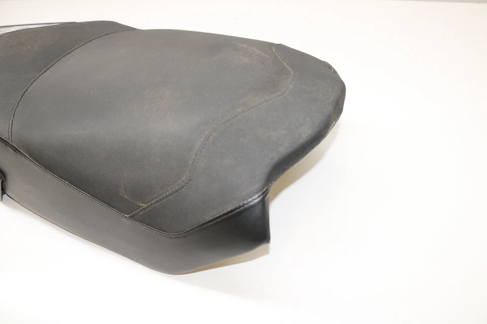 Ski-doo Mxz Tnt 800 Etec Xp 2011 120" conjunto de asiento y maletero de almacenamiento Foto 2 de 4