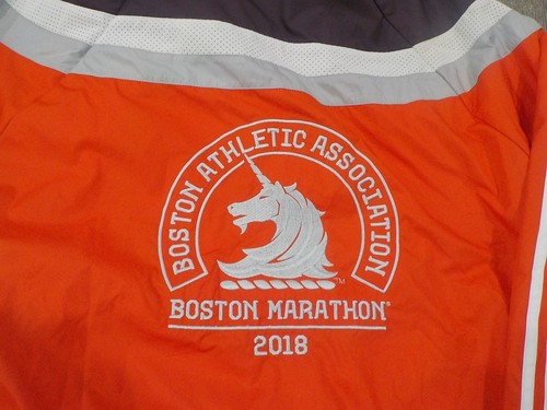 Adidas Boston Marathon 2018 Running Jacket Orange Men’s Size Large NEW WITH TAGS - Picture 5 of 6