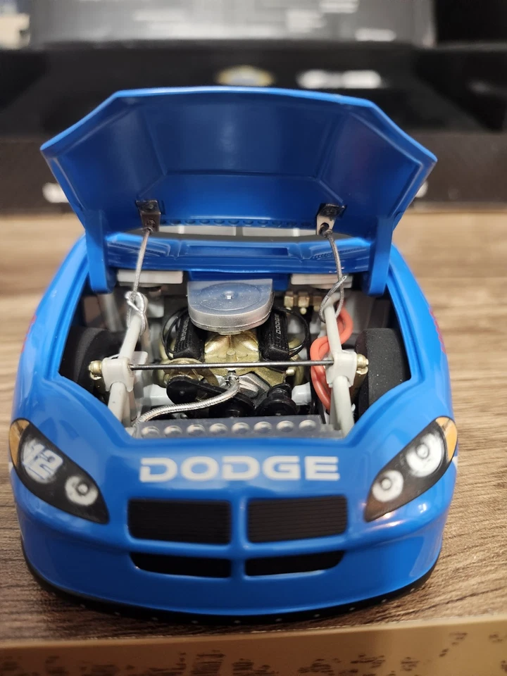 XRARE Ryan Newman Team Caliber Owners Series Justice League Of America 2004 #12 - Image 4 of 4