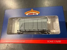 Bachmann 38-080C SR 12 Ton 2 + 2 Planked Ventilated Van Wagon LMS Grey -  NEW
