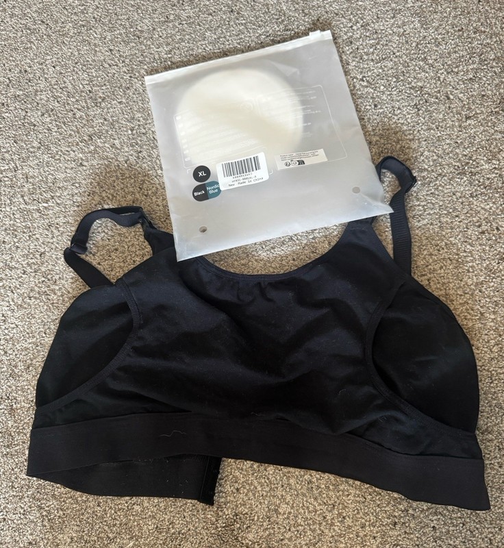 Momcozy Women's Black Nursing Bra XL