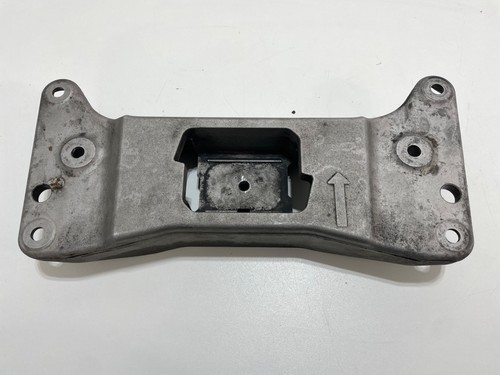 BMW 730D F01 N57 Getriebeträger Aufhängung Halter Getriebe 6777613 I F07 F10 LCI