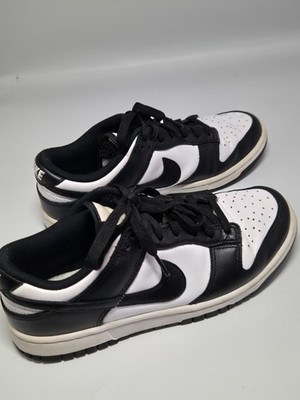 Nike Dunk Low in Black And White Größe UK5,5 EUR 39