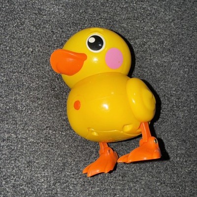 Robo Alive Junior Battery-Powered Baby Duck Bath Toy Yellow 18Month+
