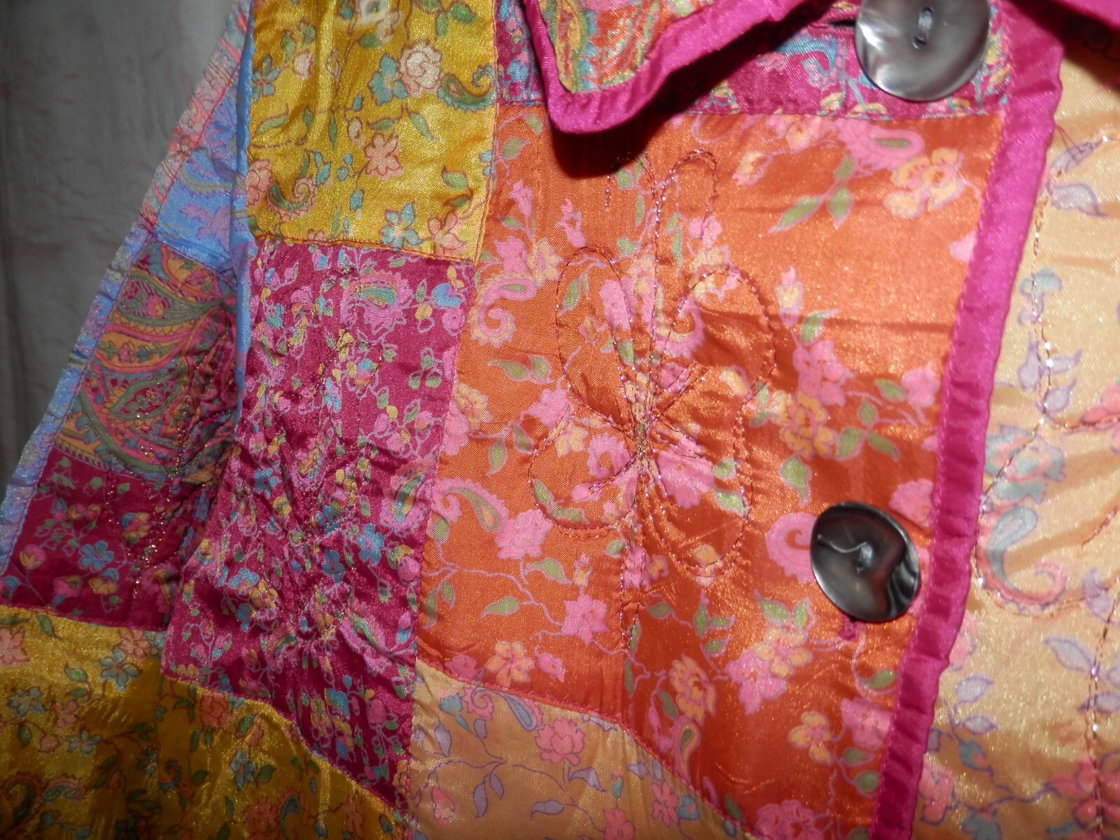 Willow Ridge Medium 100% Silk Patchwork Quilt But… - image 9