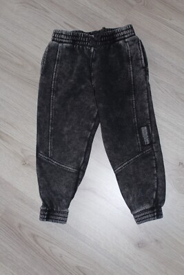 Modell: Hose Jogginghose von H&M Gr.104 